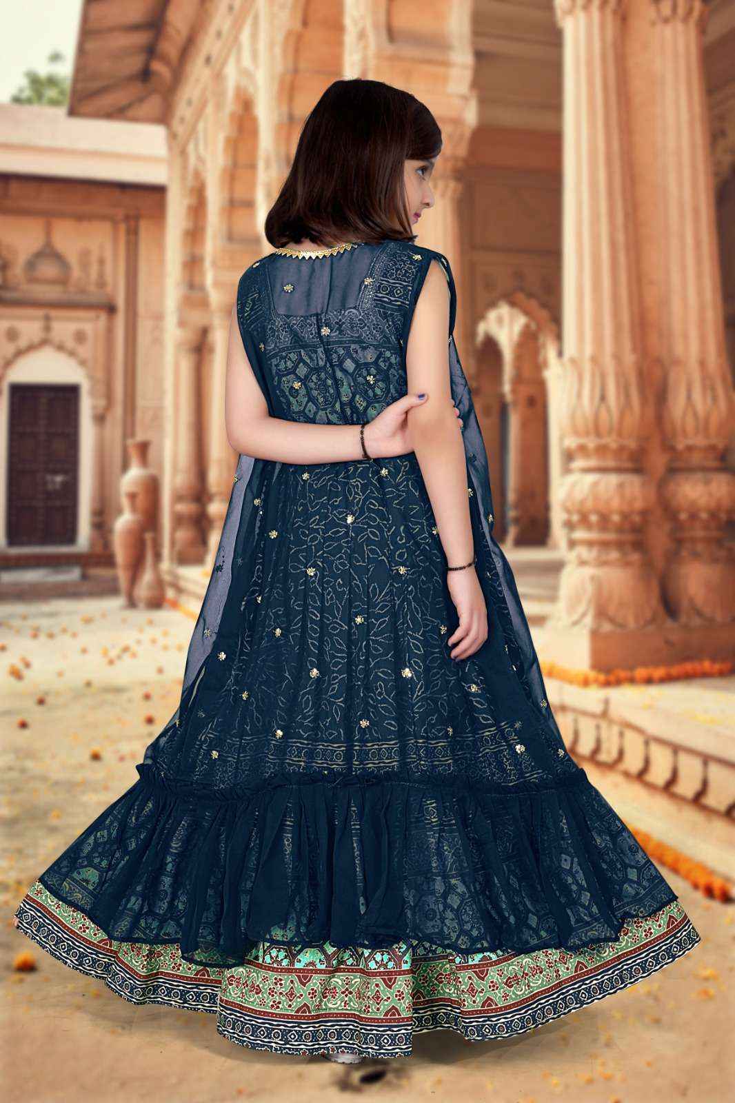 Royal Riwaaz Banarasi Beauty Lehenga Set